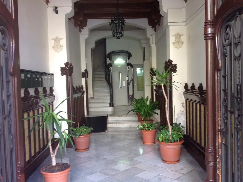 Hostalin Barcelona Diputacion Guest house